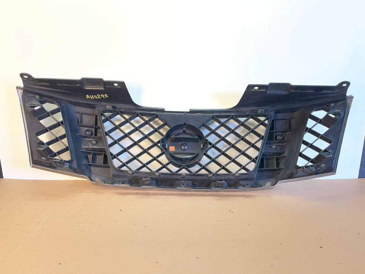 2008 to 2012 Nissan Pathfinder Front Upper Chrome Grill Grille ah0295 DG3
