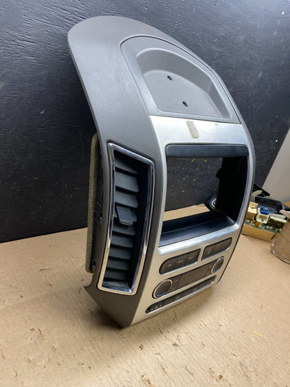 2007 - 2010 Ford Edge Heater Climate Control Radio Control Dash Bezel t4917 DG2
