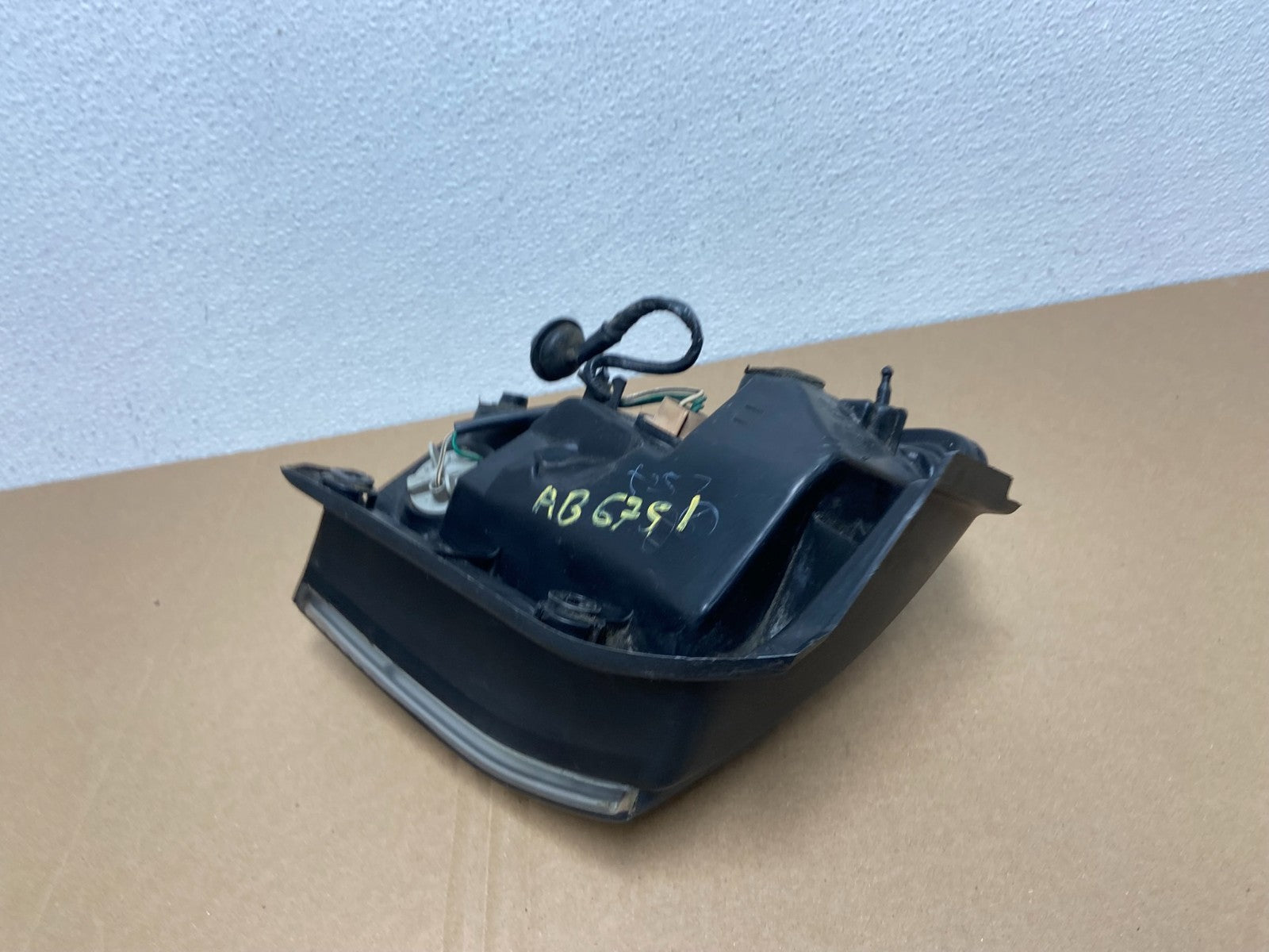 2001 2002 2003 Lexus Rx300 Right Passenger Rh Side Tail Light Oem AB6751 DW4