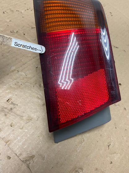 1997 1998 1999 Toyota Camry Tail Light Left Driver Rh Side AB6265 LK3