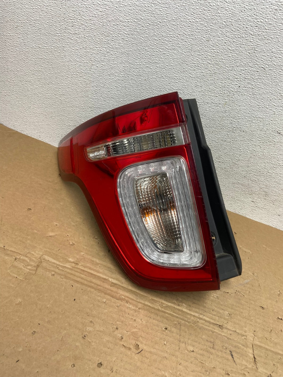 2011 2012 2013 2014 2015 Ford Explorer Left Driver LH Side Tail light AD4036 LK0