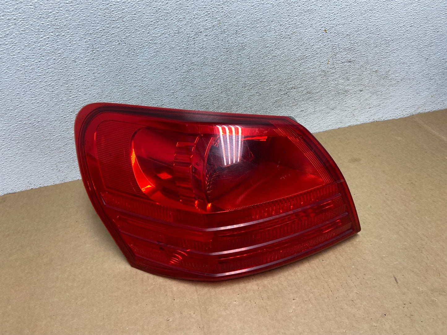 2008 to 2015 Nissan Rogue Left Driver Lh Side Tail Light AF9516 DW0