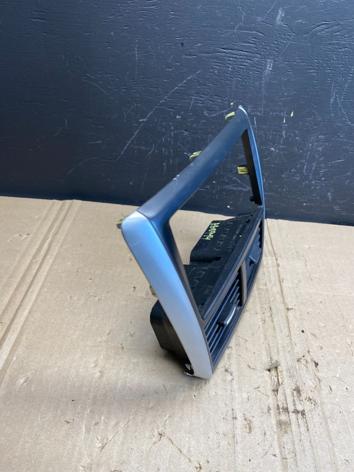 2010 to 2011 Subaru Forester Dash Radio Trim Bezel Center Vent OEM AB8944 DG1