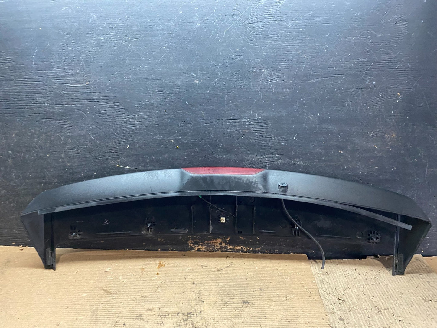 2007 to 2012 Dodge Caliber Rear Trunk Spoiler OEM  V9528 DG4