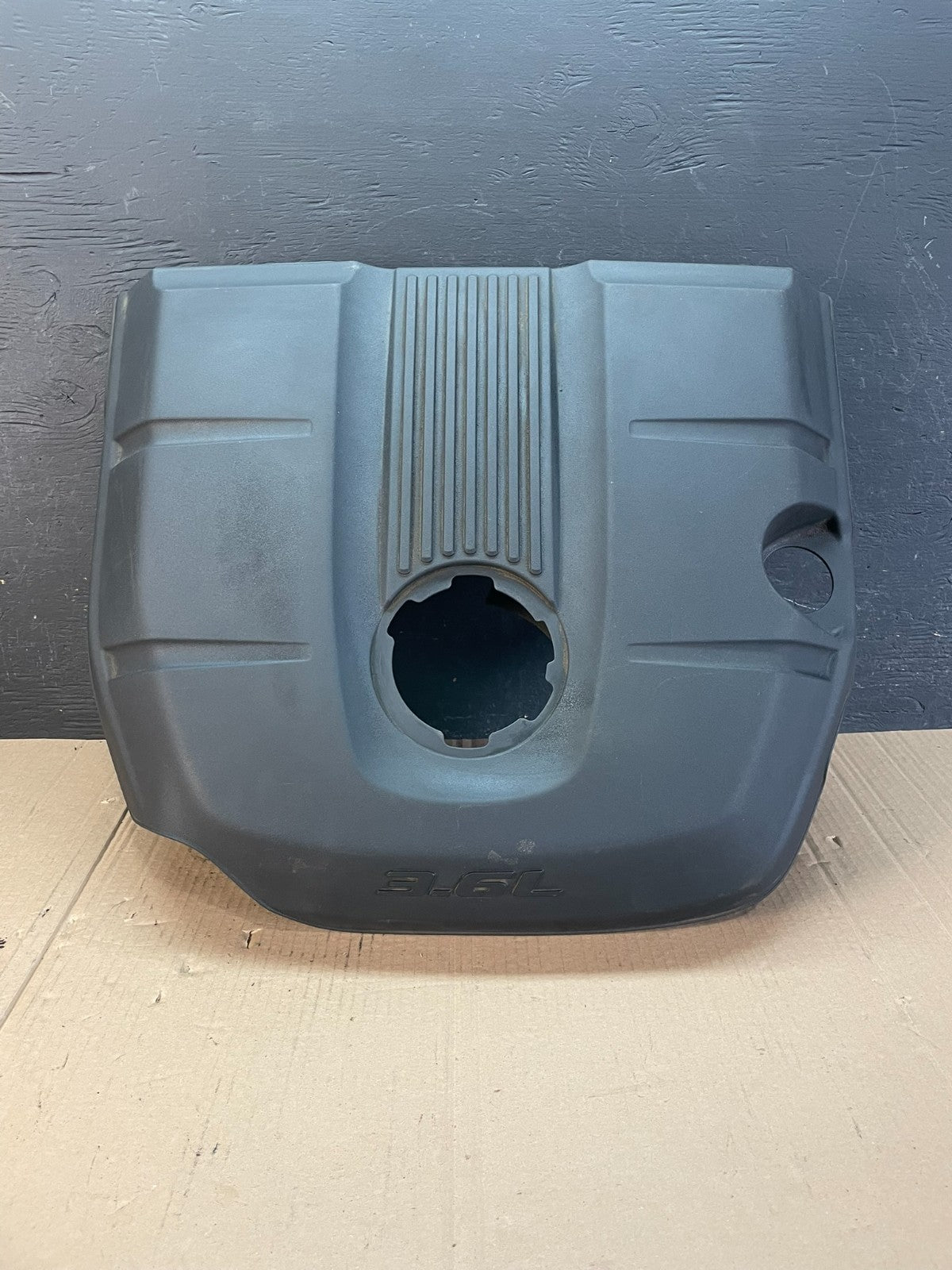 2011 - 2015 Jeep grand Cherokee 3.6L Engine Motor Cover AD8625 DG0
