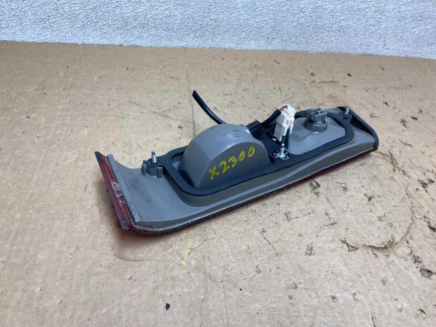 1997 1998 1999 Toyota Camry Tail Light Inner Left Driver LH Inner Oem X2300 DW4