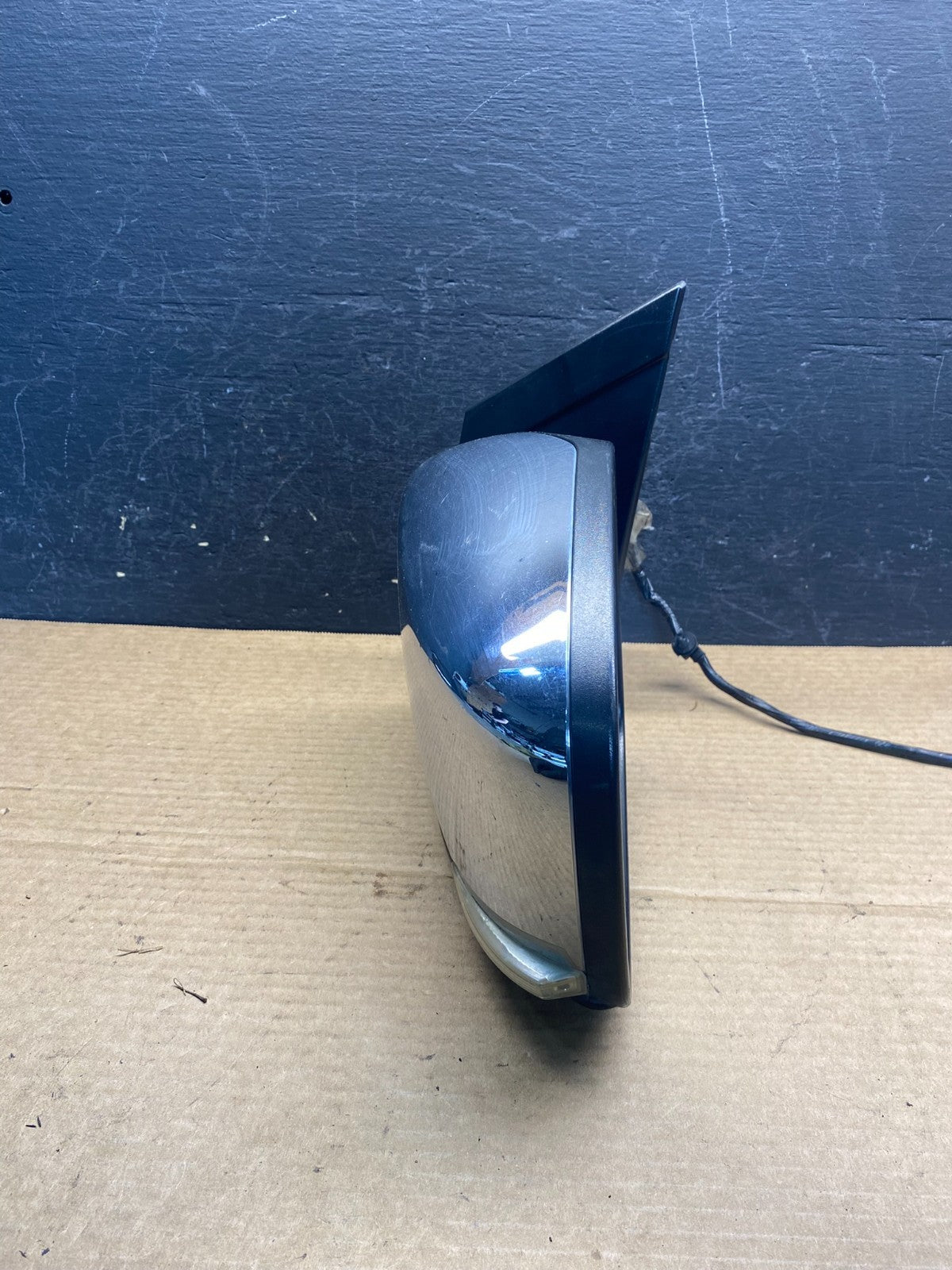 2008 - 2010 Chrysler Town Country Left Driver LH Turn Signal Mirror AF6779 DW9