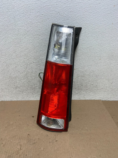 1997 1998 1999 2000 2001 Honda Crv Cr-v Left Driver Lh Tail Light AG5806 DW0