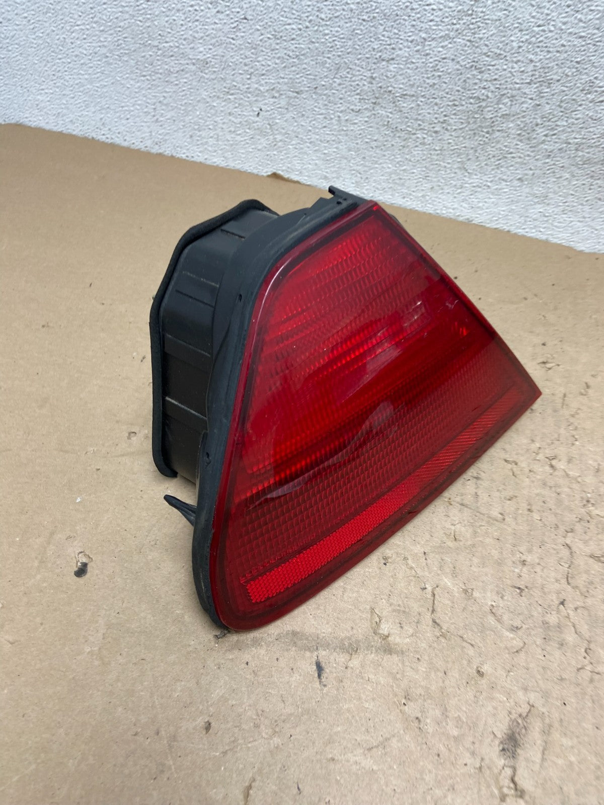1998 - 2002 Honda Accord Coupe 2-door Left Driver LH Tail Light AG43882
