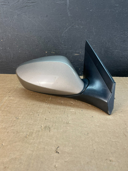 2012 to 2017 Hyundai Accent Right Passenger Side View Door Mirror AE8509 DW0