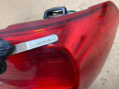 2016 to 2018 Kia Sedona Right Passenger RH Side Tail Light AH8507 DW3