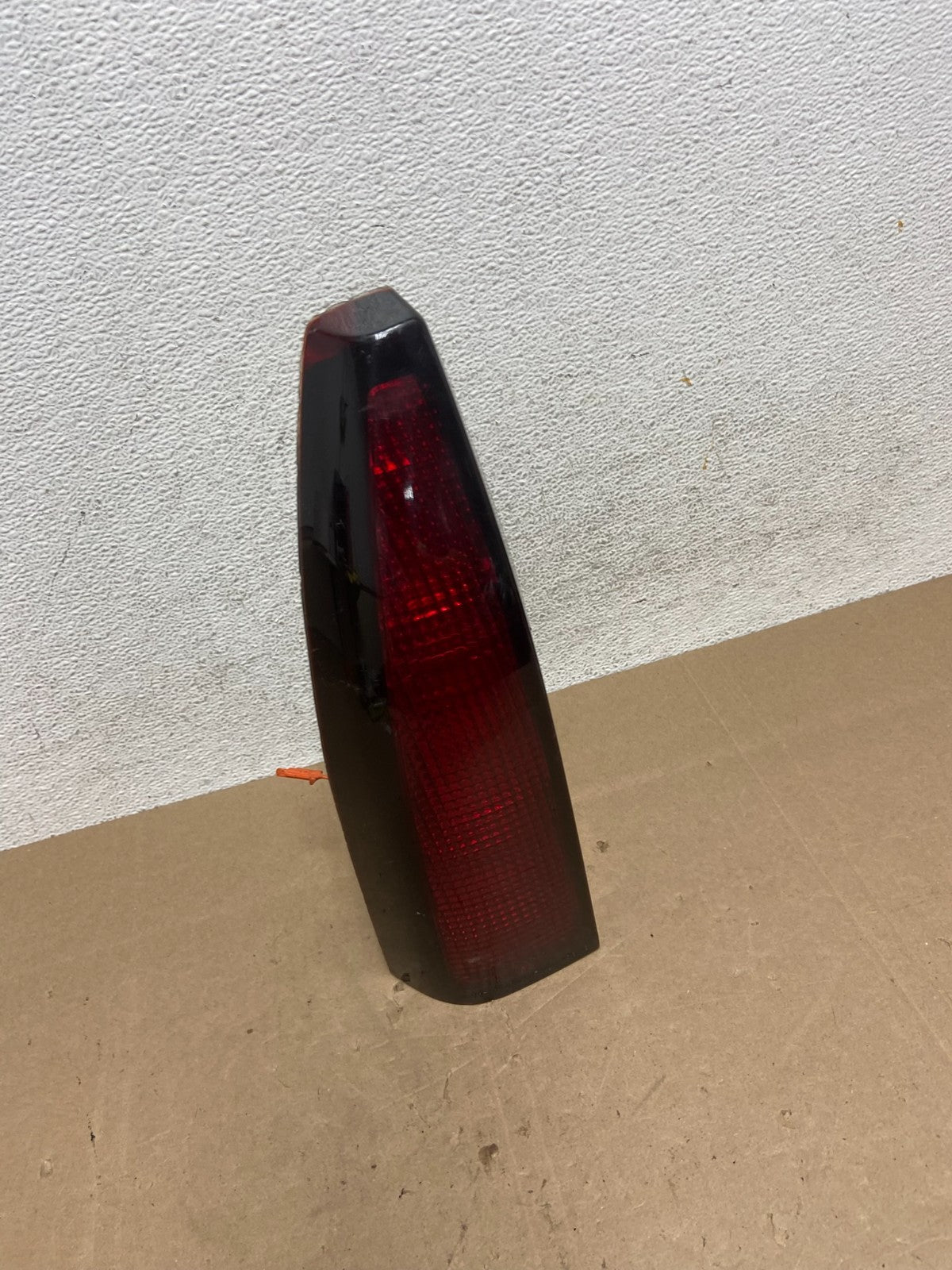 1995 to 2002 Cadillac Eldorado Left Driver LH Tail Light AE5066 DG2