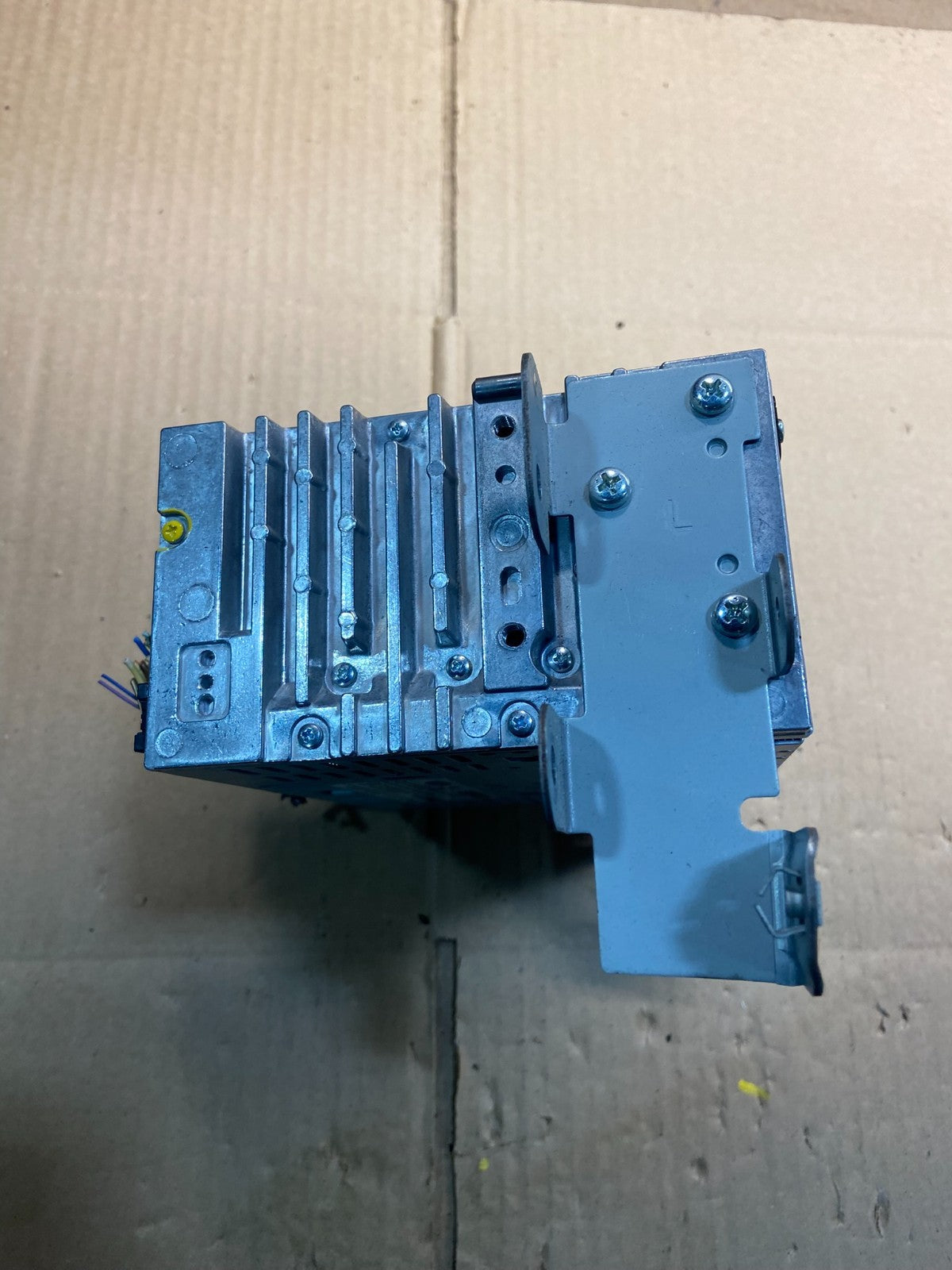 2016 Ford Explorer Am Fm Cd Player Radio Receiver DE9T-19C107-NC y4408 DG2