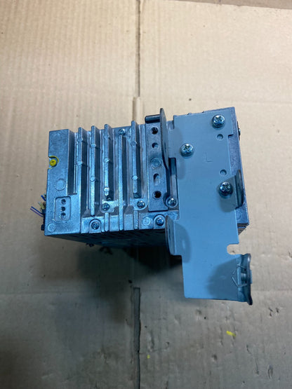 2016 Ford Explorer Am Fm Cd Player Radio Receiver DE9T-19C107-NC y4408 DG2