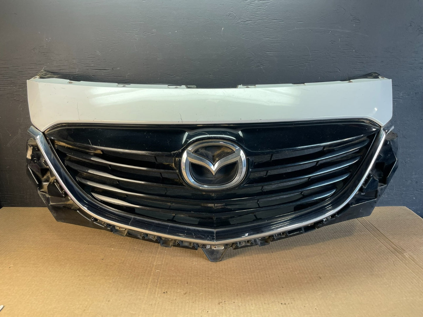 2013-2015 Mazda CX-9 Front Upper Grill Grille w/ Emblem AF3714 DG0