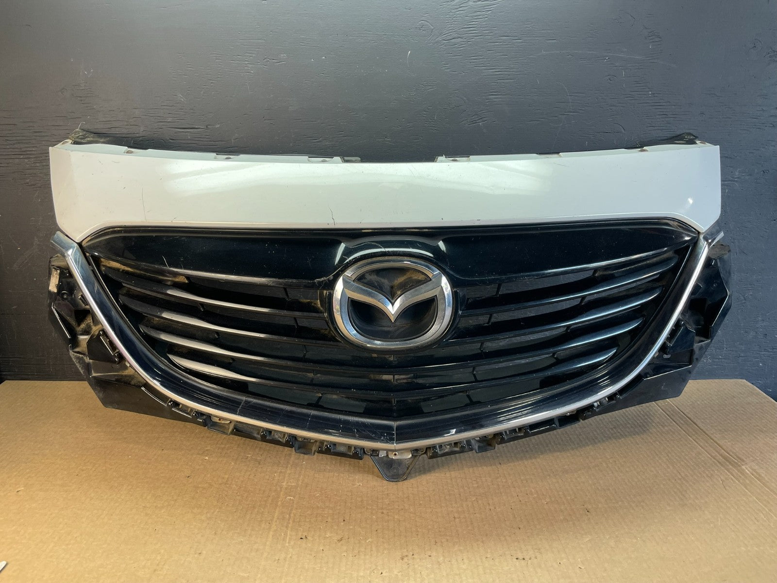 2013-2015 Mazda CX-9 Front Upper Grill Grille w/ Emblem AF3714 DG0