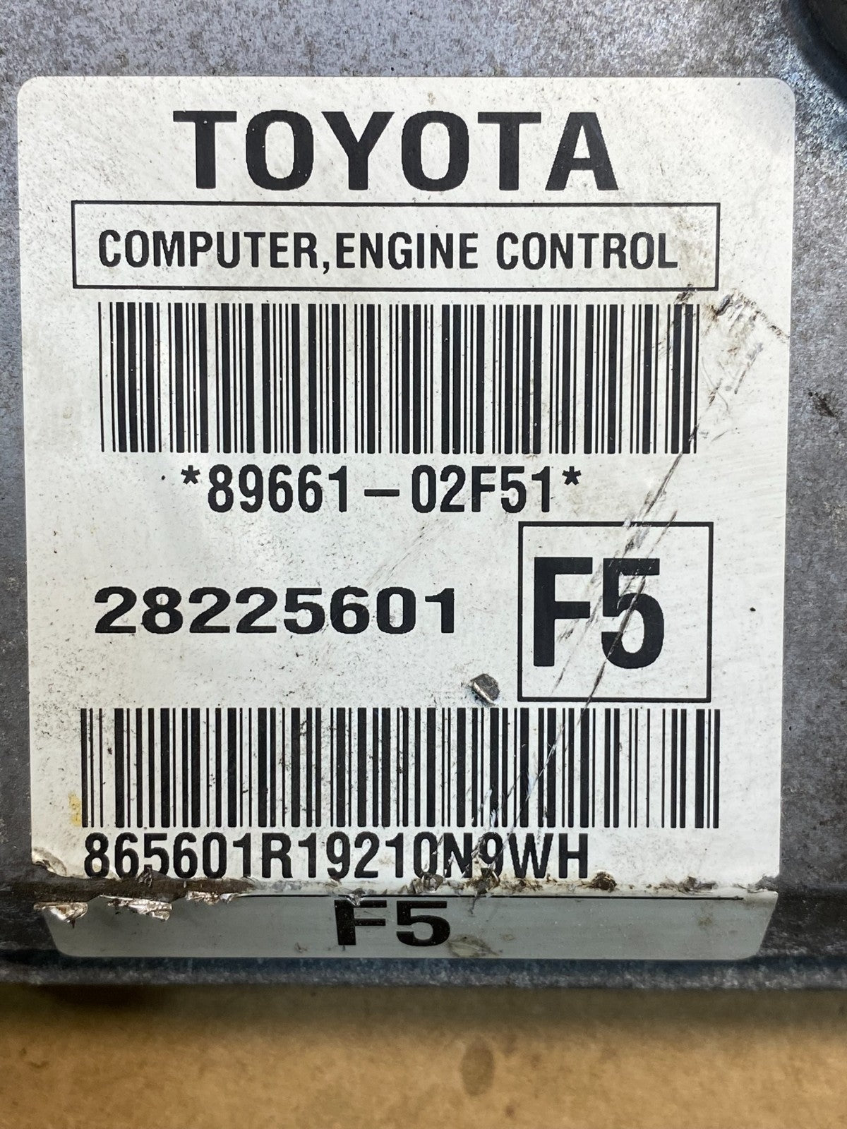 2009 to 2010 Toyota Corolla Engine Control Computer ECU PCM ah6993 DG2