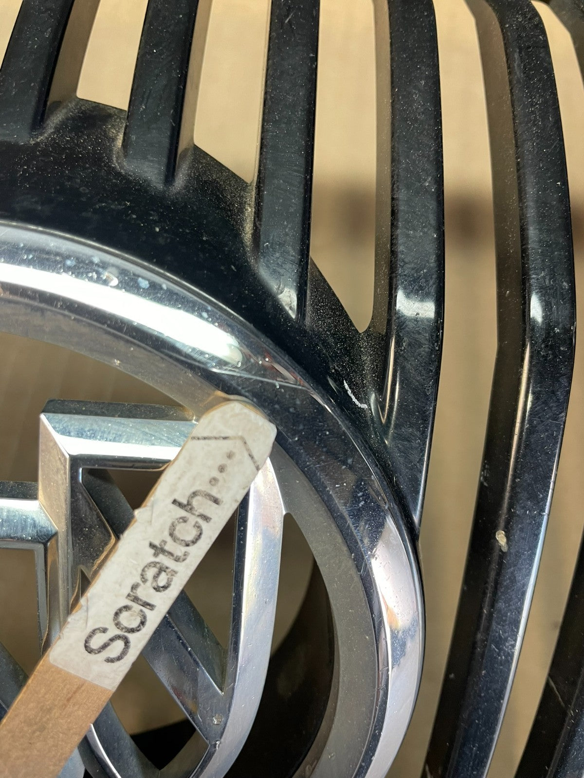 2006 2007 2008 Buick Lucerne Front Upper  Grill Grille OEM  AC1978 DG3