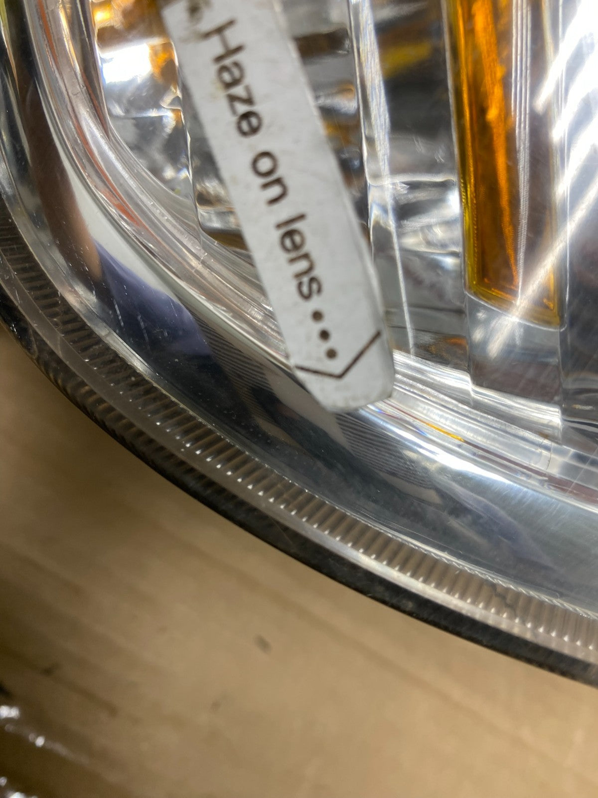 2008 to 2011 Mercury Mariner Right Passenger RH Side Halogen Headlight AG9341 DW5