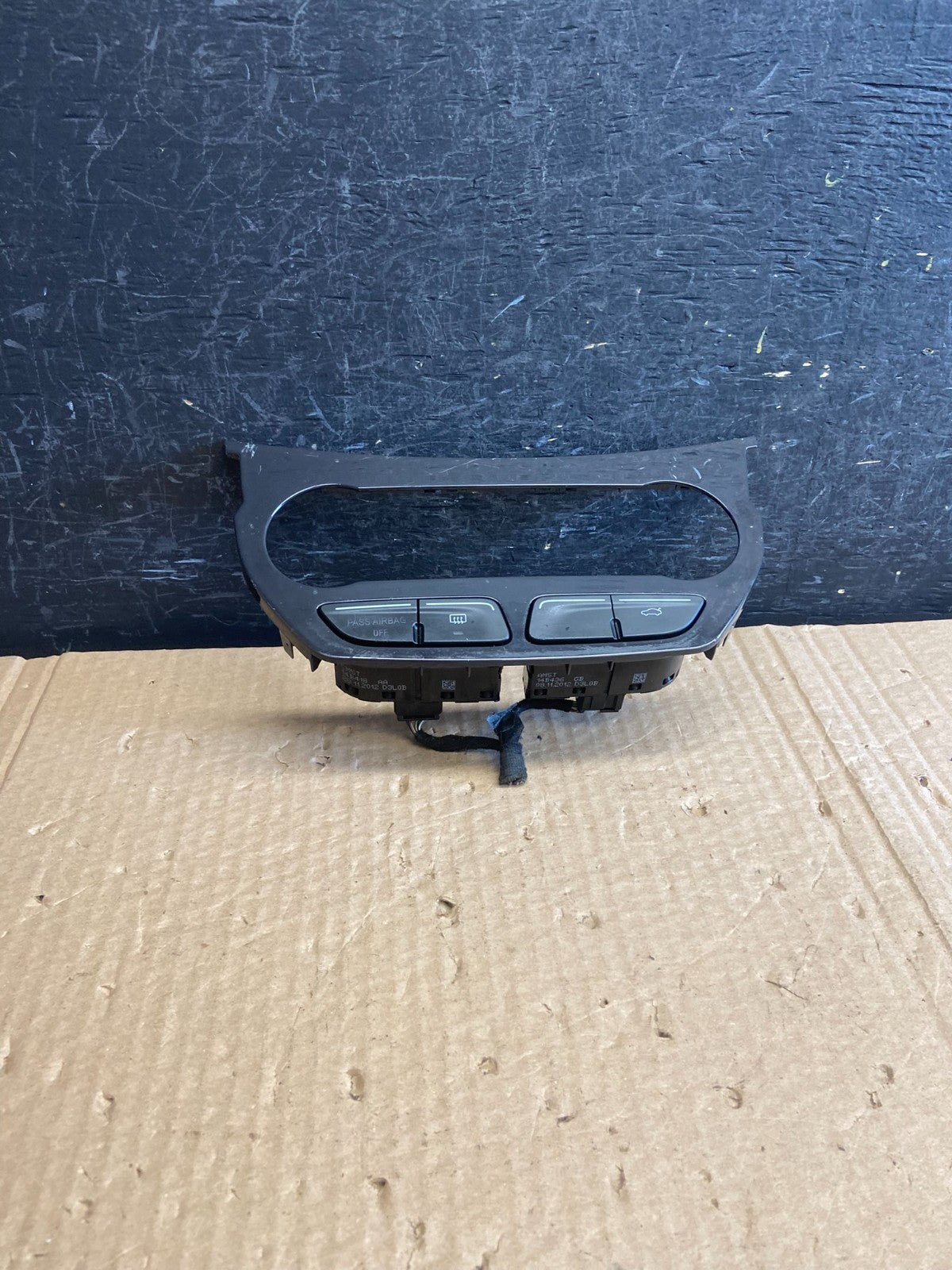 2013 to 2016 Ford Escape Climate Control Trim Panel W/ Switches AF6267 DG0