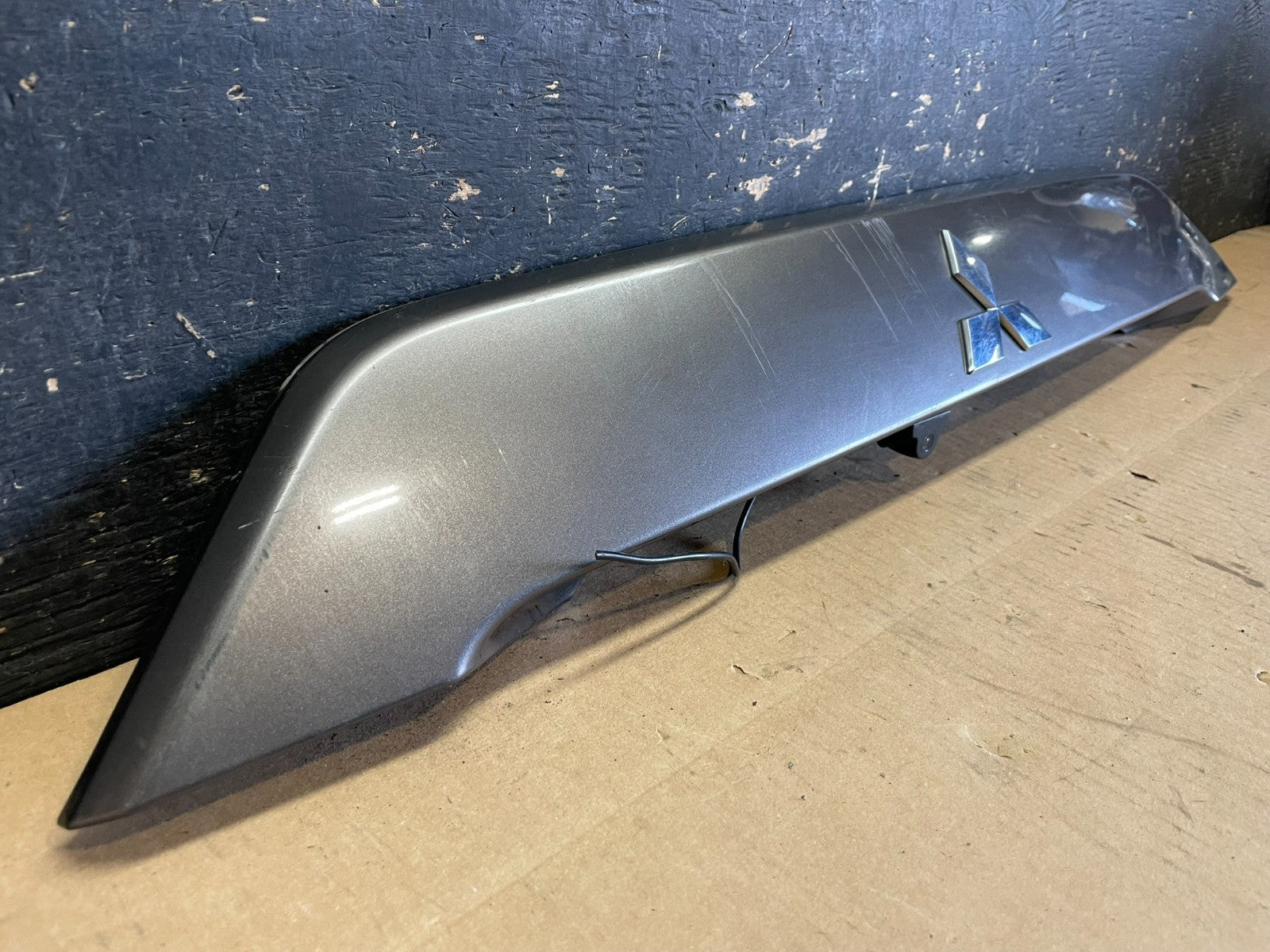 2007 to 2013 Mitsubishi Outlander Rear Hatch Tailgate Trim Molding OEM AA2246 DG1