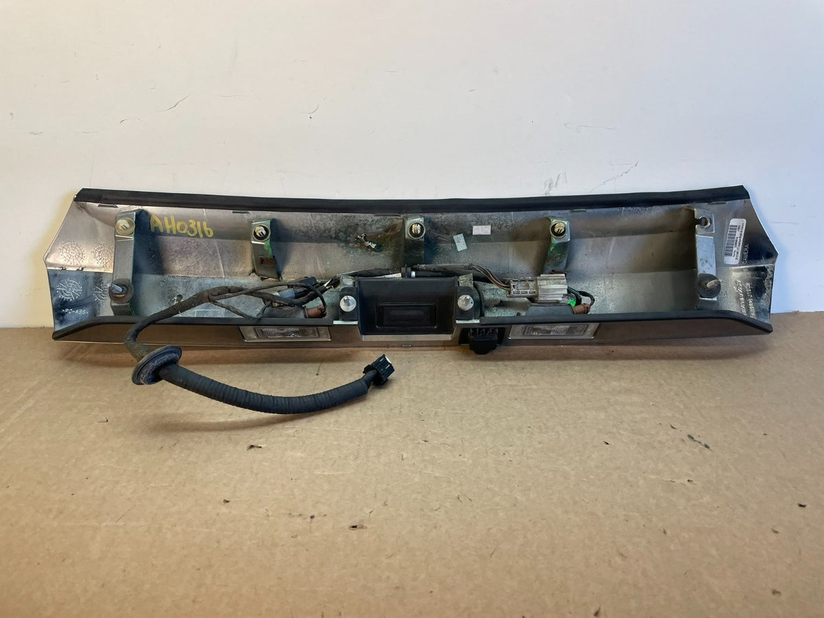 2010-2015 Gmc Terrain Lift Gate Handle Trim Back Up Camera ah0316 DG3