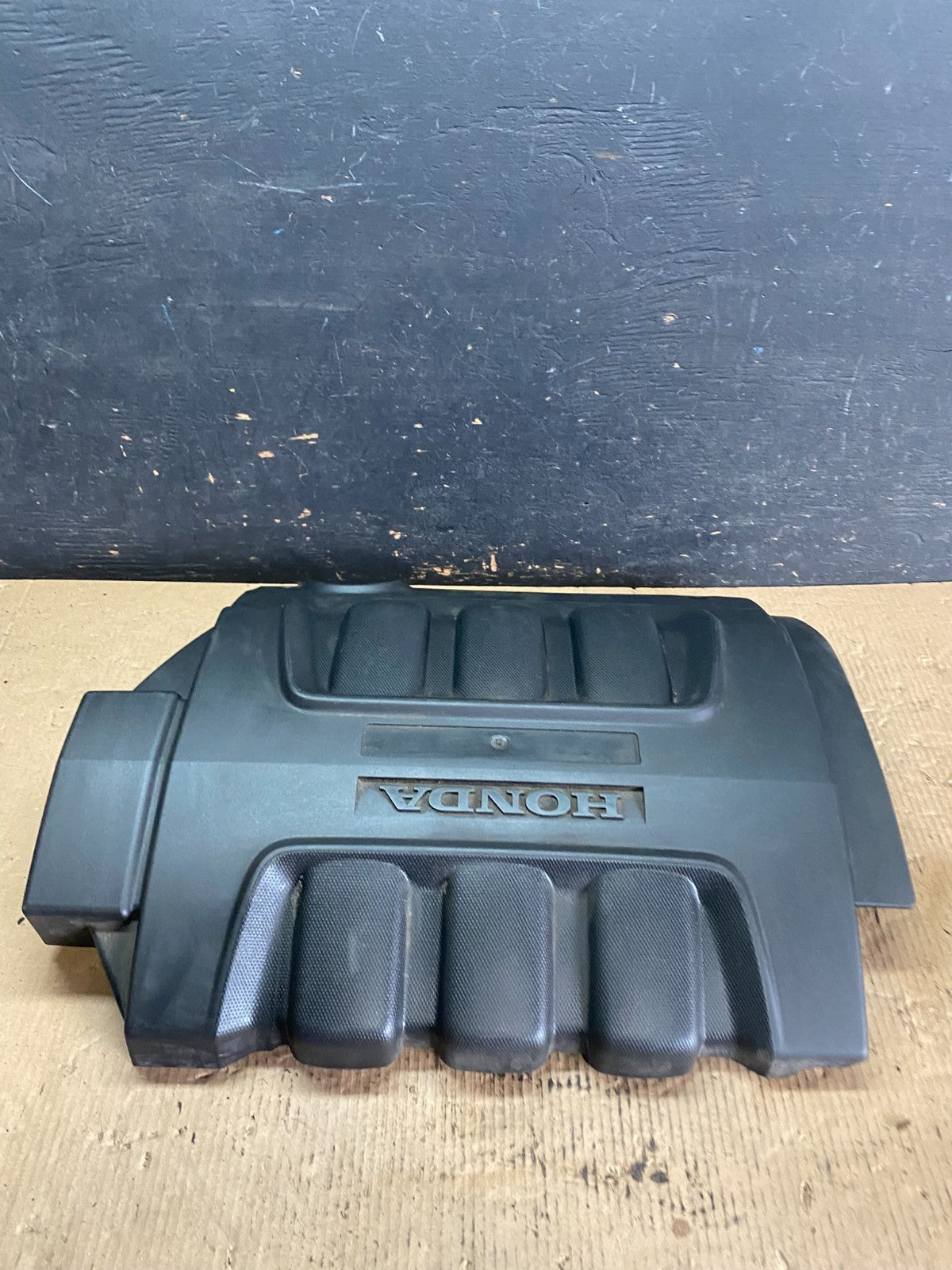 2005 to 2007 Honda Odyssey Black Engine Cover OEM 3.5L No # P4070 DG1