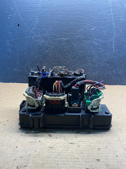 2007 Dodge Caliber integrated Power Module Fuse Relay BOX P04692207AE AE00001
