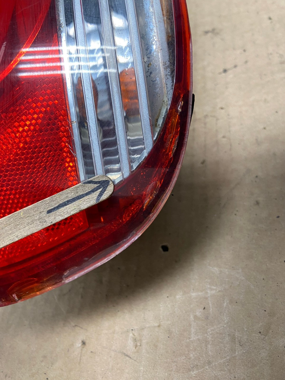 2002 to 2005 Hyundai Sonata Left Driver Lh Side Tail Light AH4061 LK7