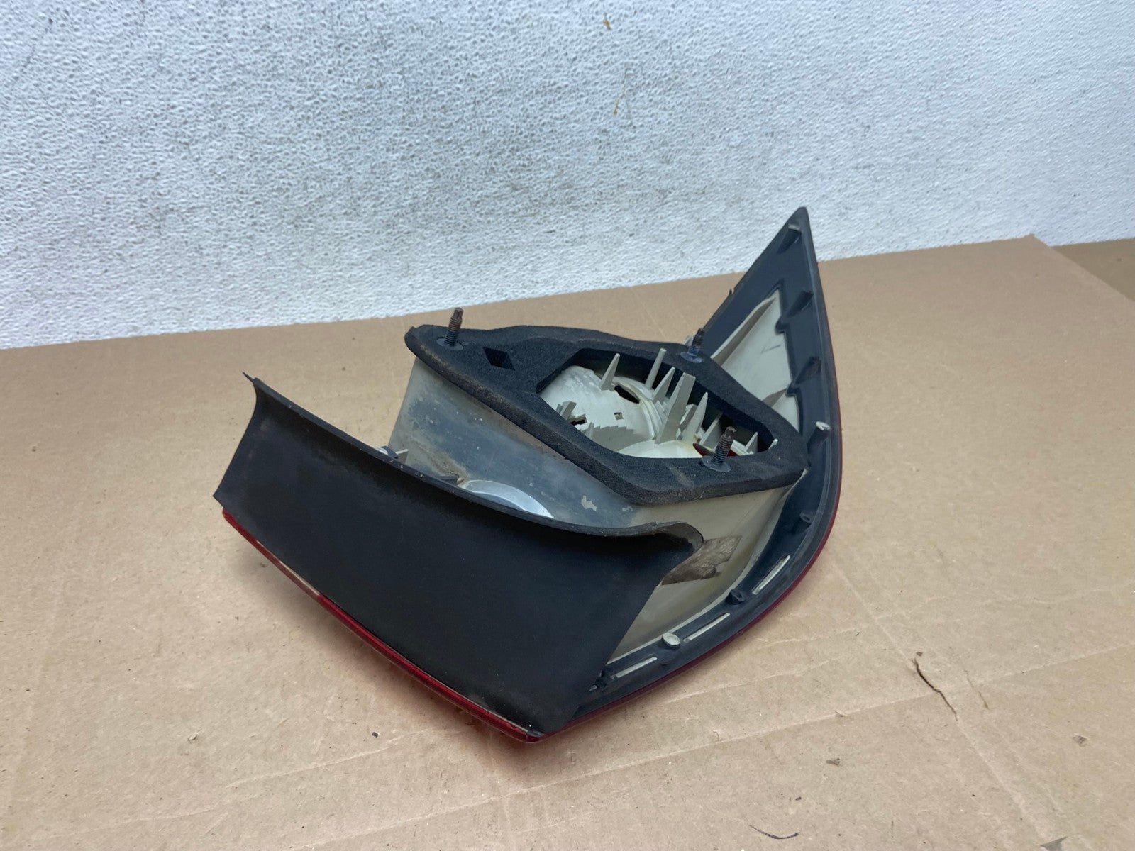 2003 to 2007 Saab 9-3 Right Passenger RH Side Tail Light AE4931 LK5