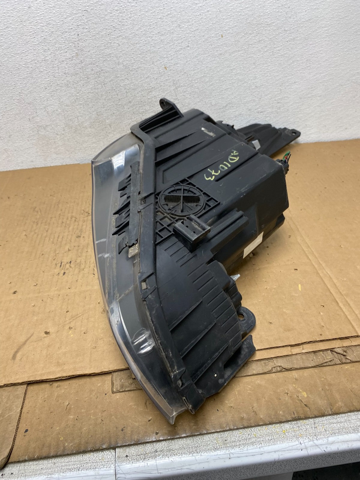 2012 - 2017 Hyundai Veloster Left Driver LH Side Halogen Headlight AD1073 DW6
