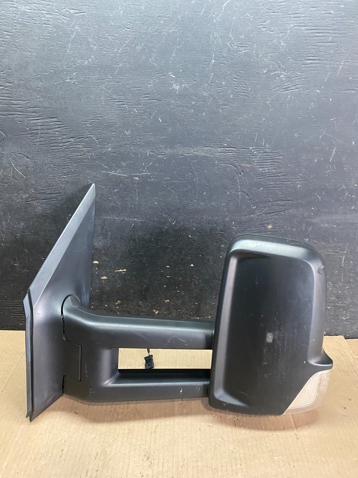2007 to 2018 Mercedes-Benz Sprinter Left Driver Side View Door Mirror Q5438 DG0