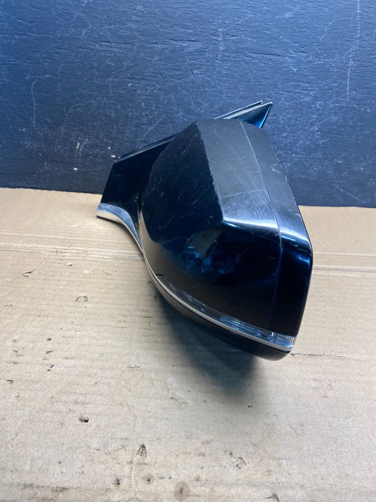 2016 to 2019 Cadillac XTS Left Driver LH Side Door View Mirror AE8131 DG8