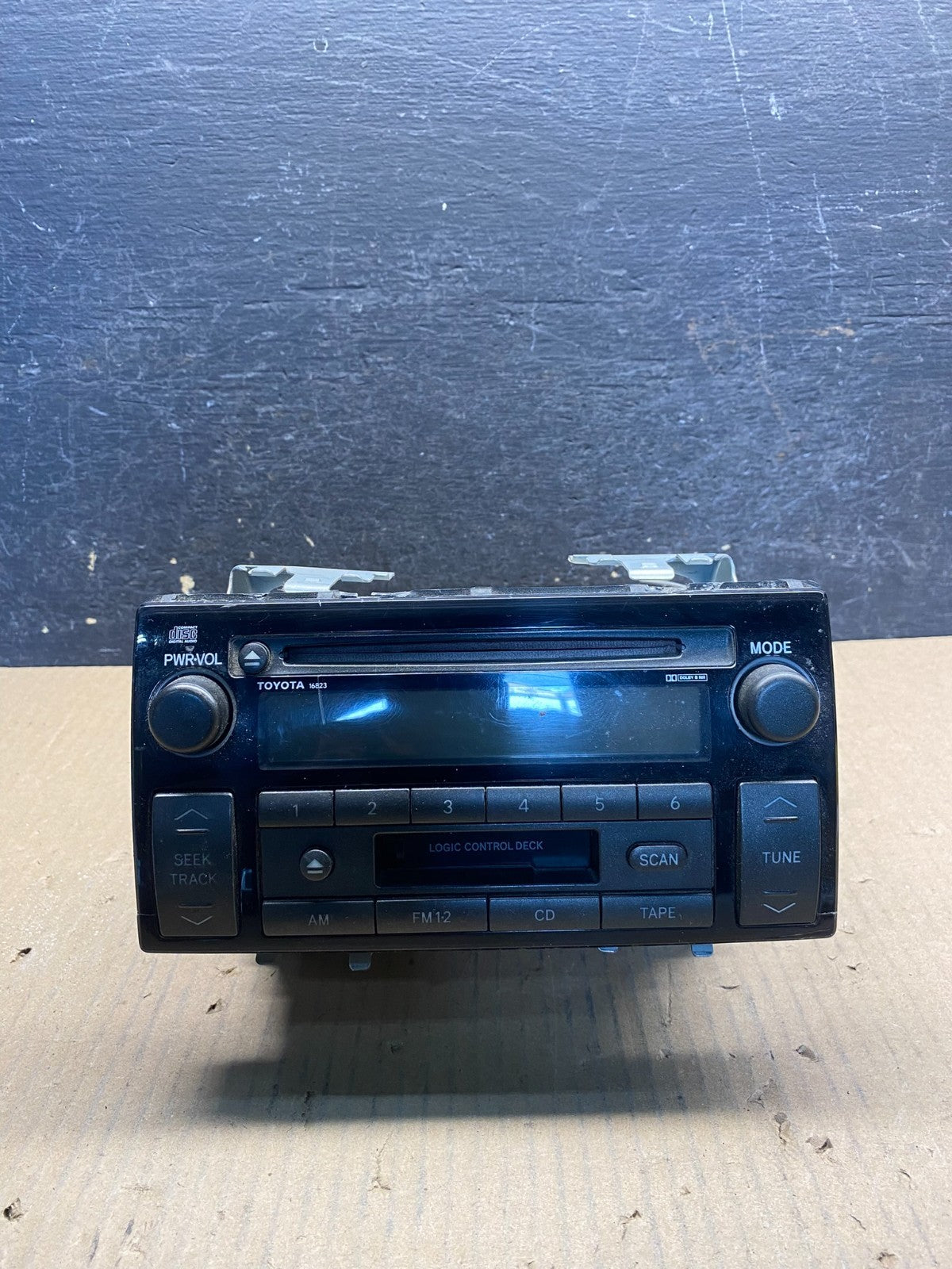 2002 2003 2004 Toyota Camry Radio AM/FM CD Player AI5061 DW0