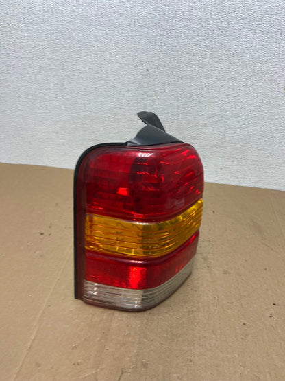 2001 to 2007 Ford Escape Left Driver Lh Side Tail Light AC5717 LK2