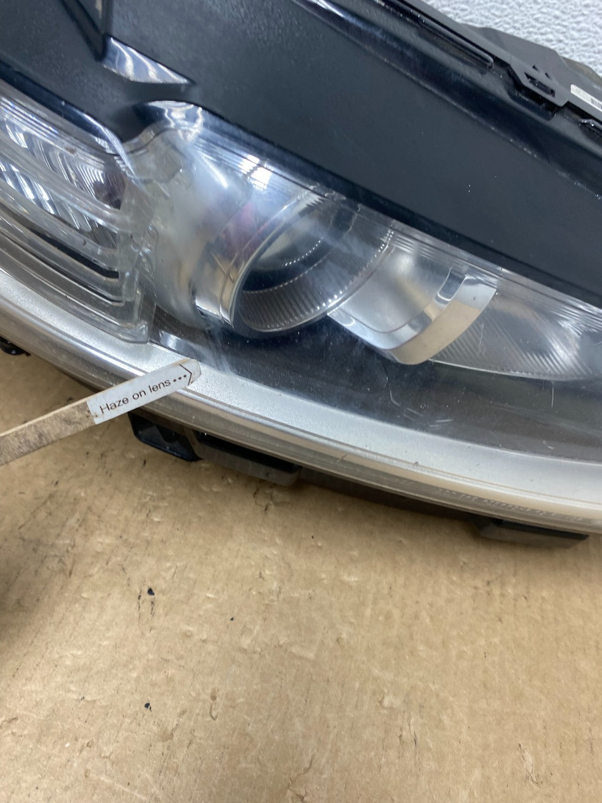 2013 to 2016 Ford Fusion Right Passenger Rh Side Headlight AF9676 DW4