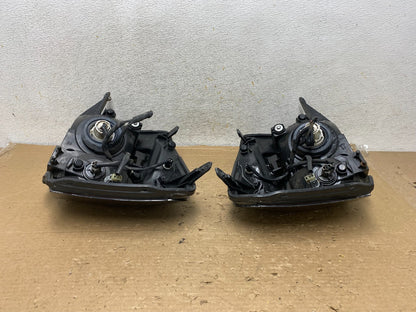 2005 to 2009 Chevrolet Equinox Left+Right Set Halogen Headlights AH9174 DW7