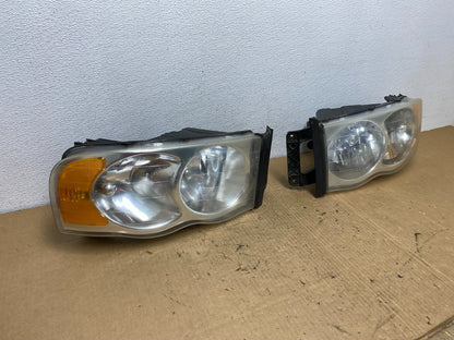 2002 to 2005 Dodge Ram Left+Right Side Headlights AC8160 DW2