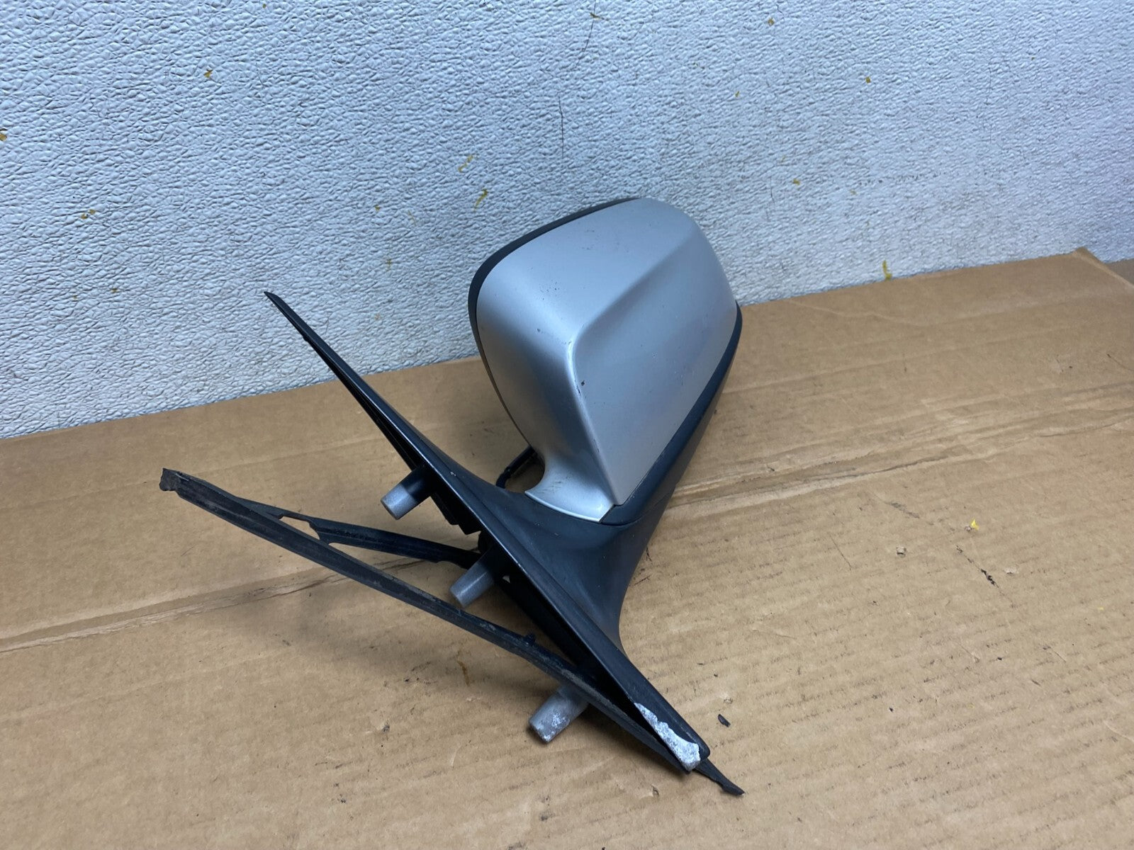 2011 to 2013 Bmw F10 5 Series Left Driver LH View Door Mirror M6797 DG2