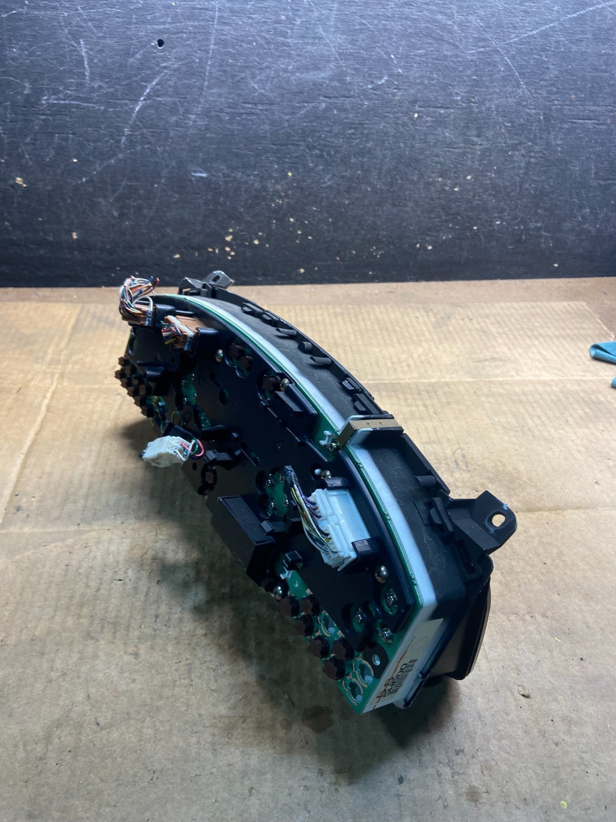 2002 to 2003 Infiniti QX4 Instrument Speedometer Cluster Gauge Y4597 PS3