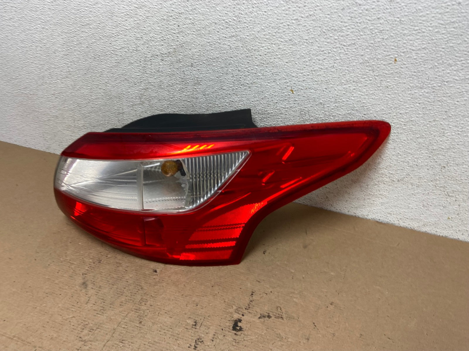 2012 2013 2014 Ford Focus Sedan Right Passenger Rh Side Tail Light AF4803 LK1