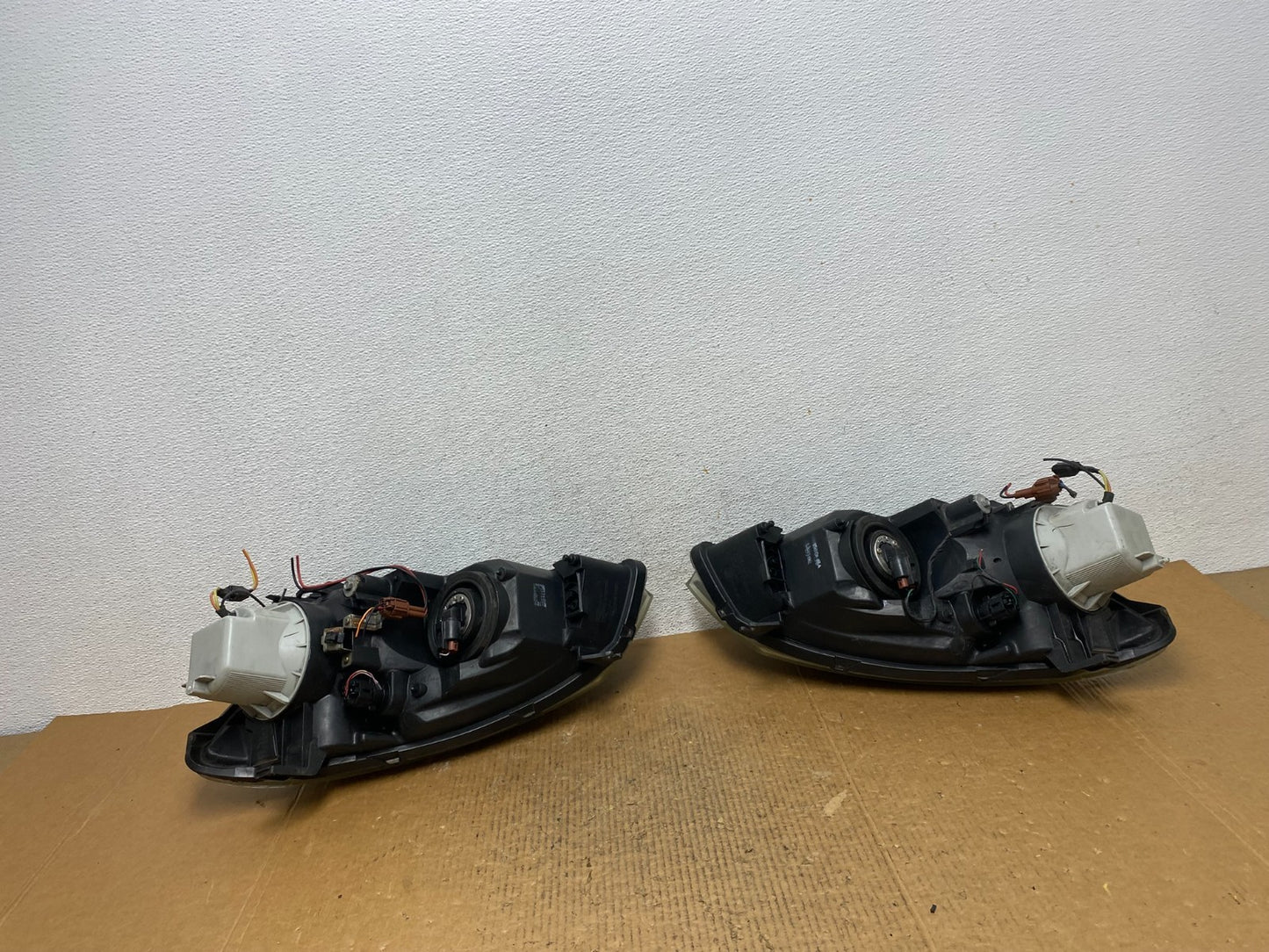 2005 to 2006 Nissan Altima Left+Right Set Halogen Headlights AE1442 DW5