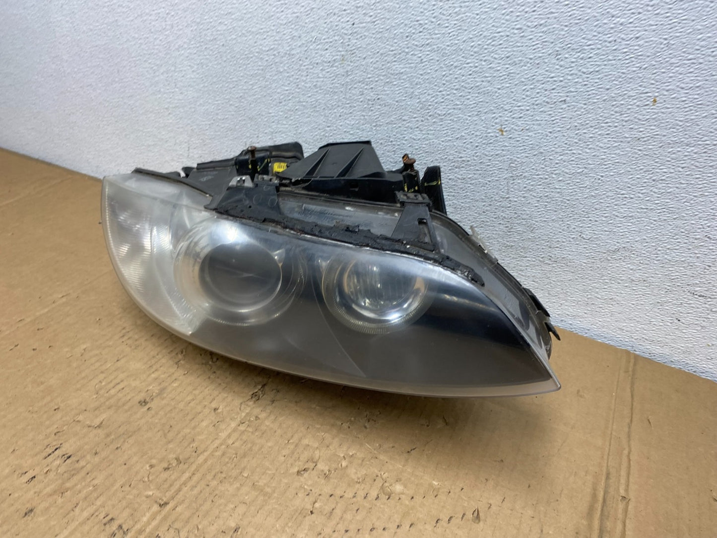 2007-2010 BMW 3-Series Coupe 335i Right Passenger Headlight Xenon HID AD1063 DW1