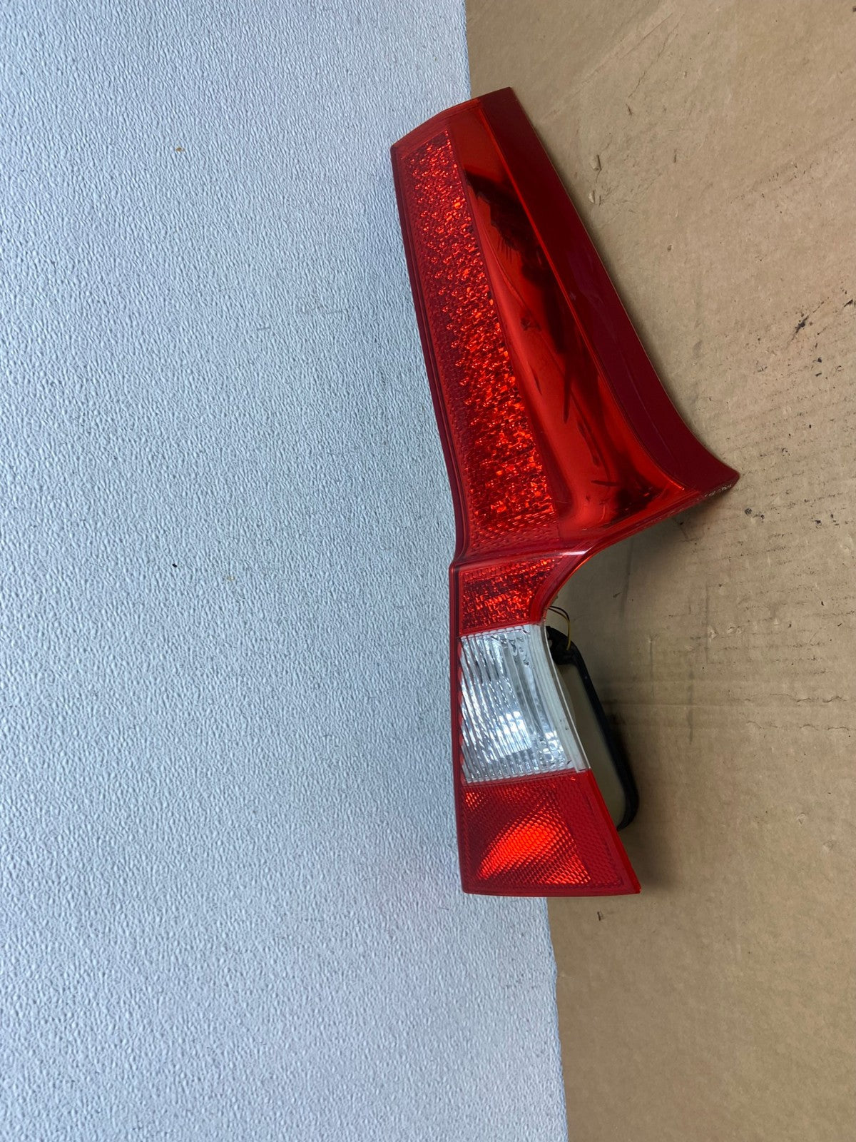 2008 to 2013 Volvo XC70 V70 Right Passenger Tail Light Upper AC8448 LK0