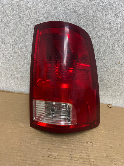 2010 to 2018 Dodge Ram 1500 Right Passenger RH Side Tail Light AG9283 LK0