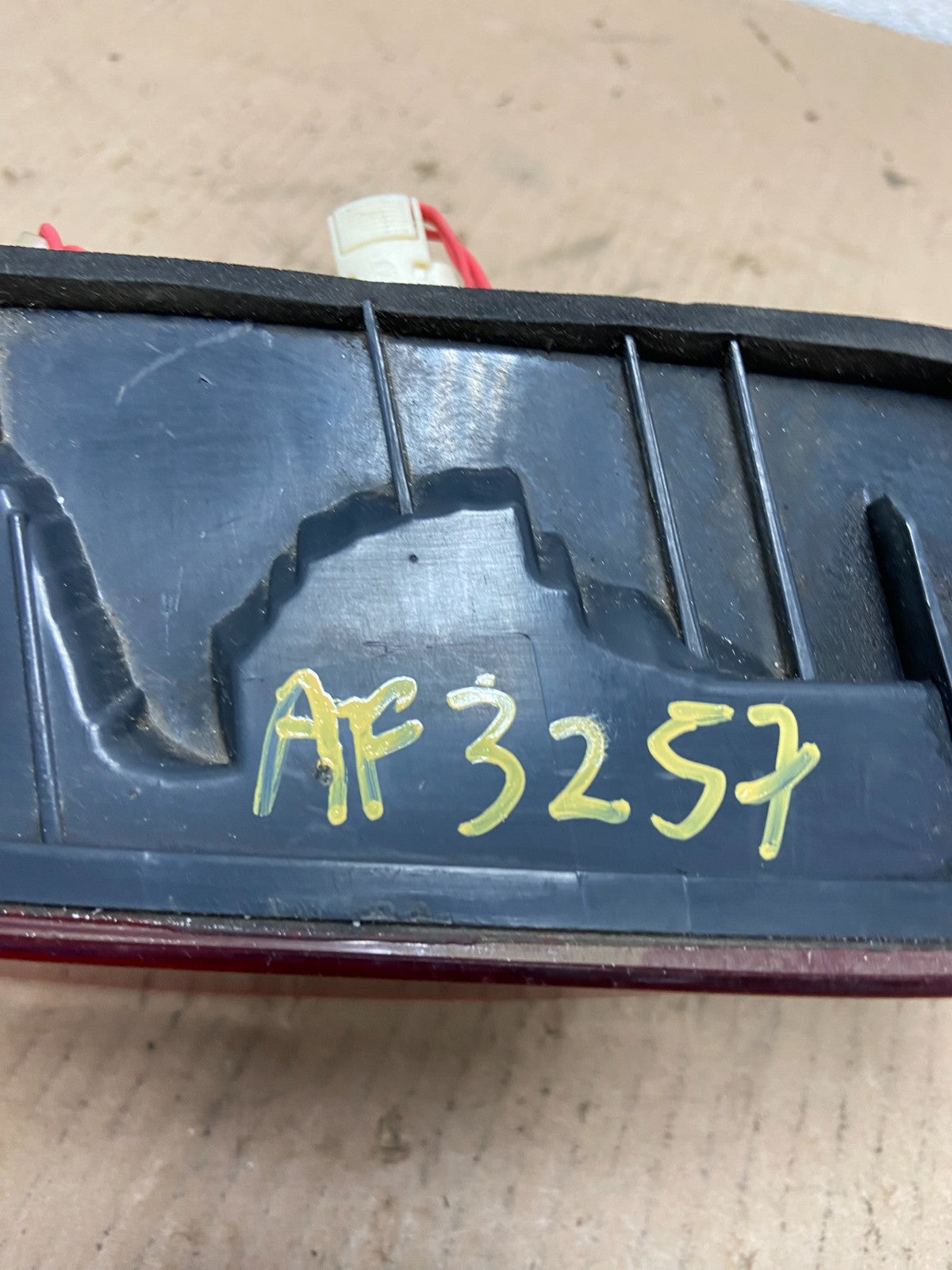 2012 - 2017 BMW F06 650i Left Driver LH Side Inner Tail Light AF3257 DG7