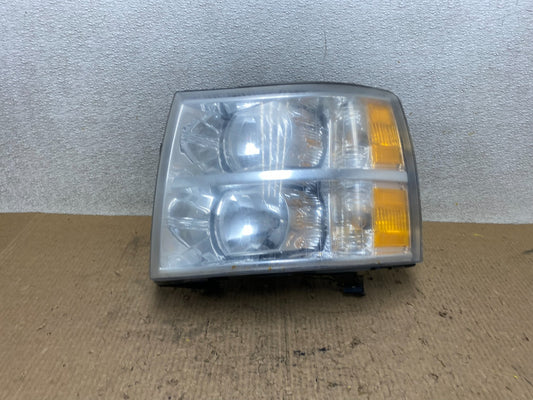 2007 to 2014 Chevrolet Silverado Left Driver Lh Side Headlight Oem W7726 DW0