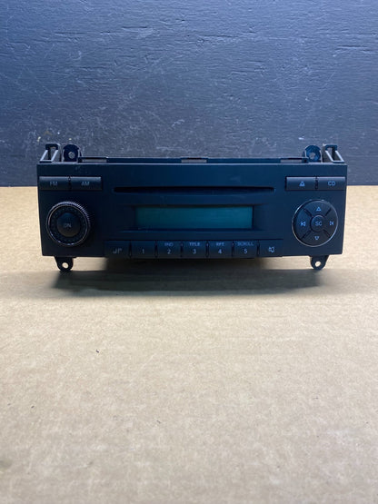 2010 to 2013 Sprinter 2500 3500 AM FM Radio Single CD Disc Player AC8047 DG0