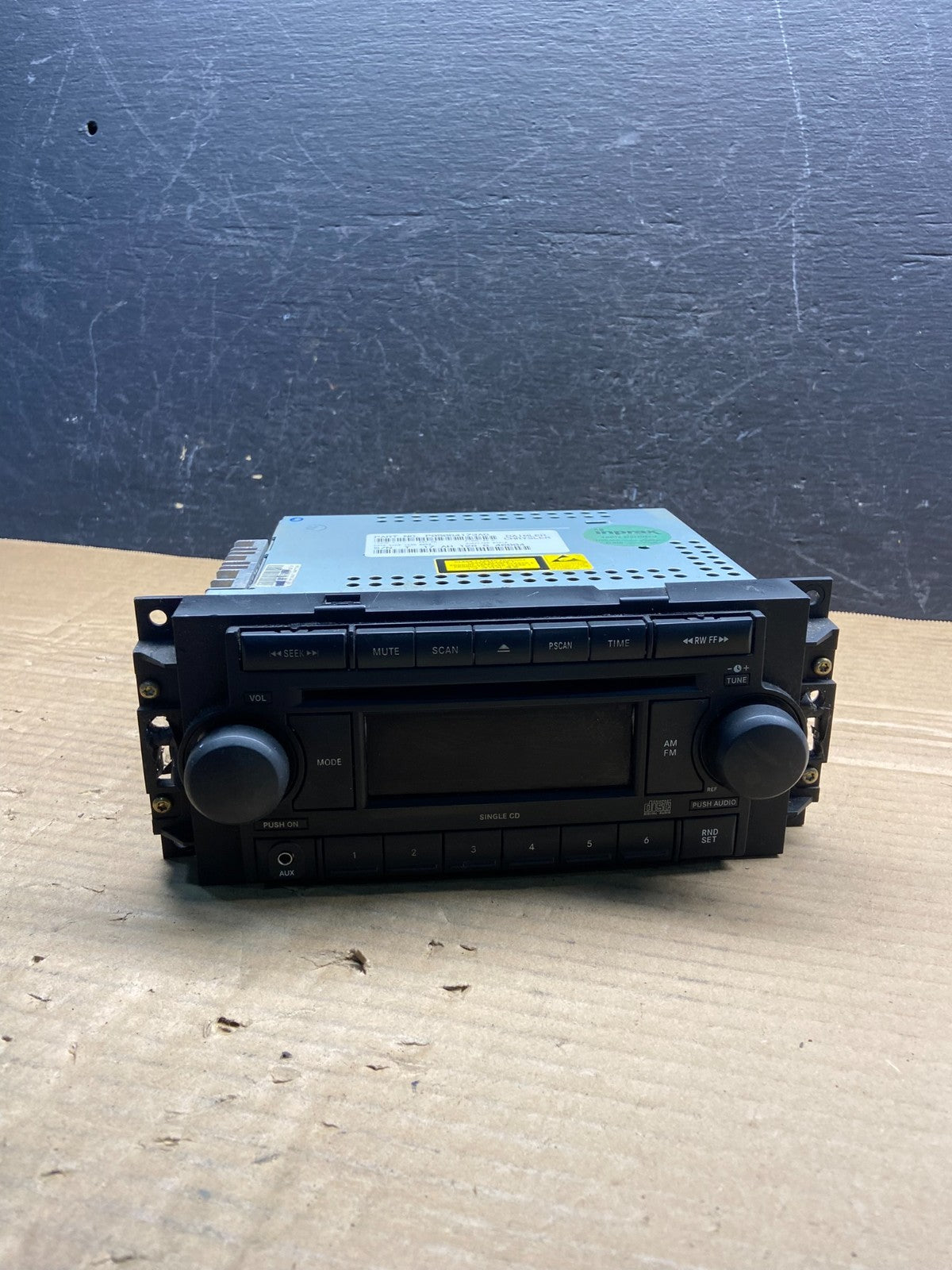 2005-2009 Chrysler Dodge Jeep Ram Radio CD MP3 Receiver ae2575 DG0