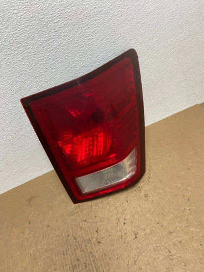 2007 to 2010 Jeep Grand Cherokee Right Passenger Tail Light AC1551 LK2